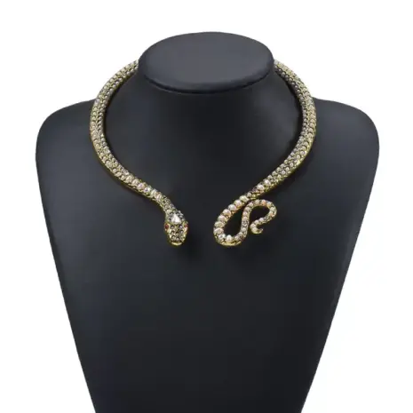 pearl snake choker necklace model display