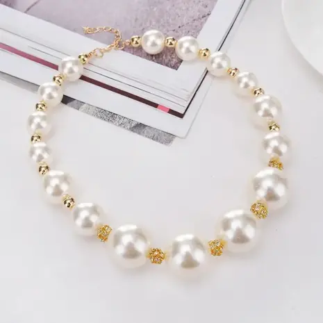 choker pearl necklace