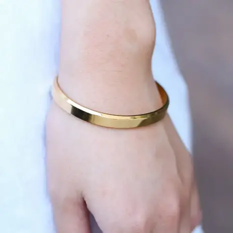 gold men's cuff bracelet model