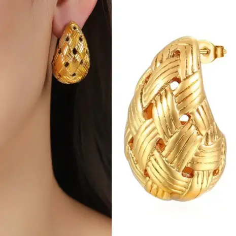 teardrop earrings gold