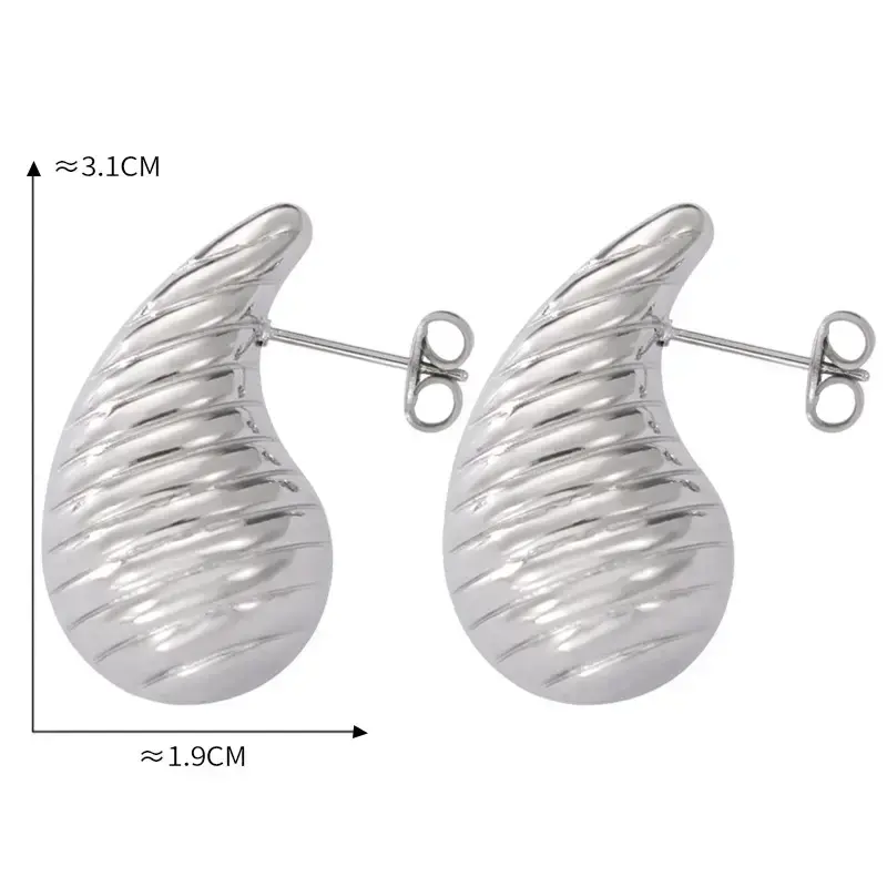 ribbed swirl pattern teardrop earrings size