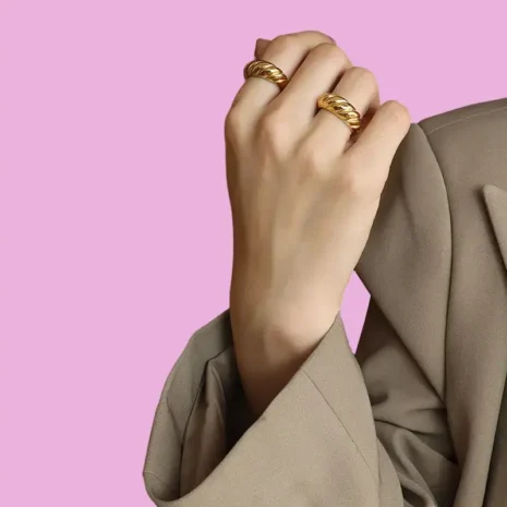 gold shrimp ring