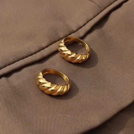 gold shrimp rings