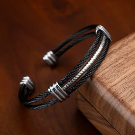 everyday bracelet black silver