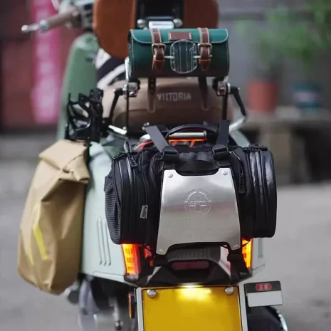 sports bag duffle model display