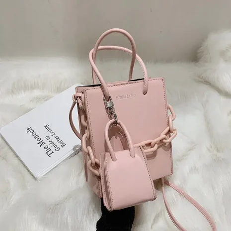 tote bag with keychain pink